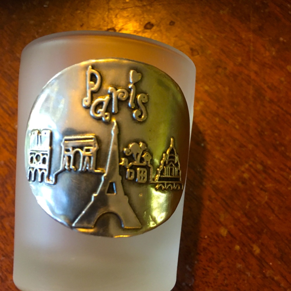 - PAris embossed shot glass